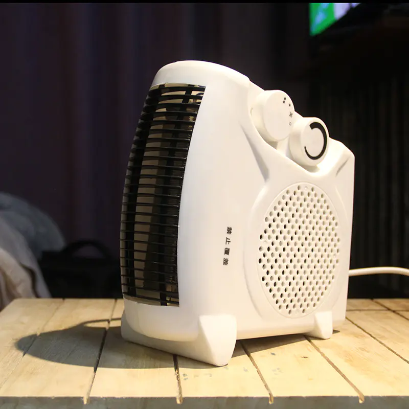 Încălzitor ușor de ventilator de masă